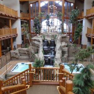 Hotels near Casper Events Center - Casper C'mon Inn Hotel & Suites