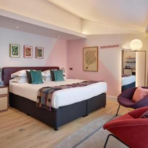 Hotels near The Dublin Castle London - Marrable's Hotel