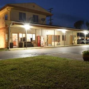 Great Lakes Inn & Suites