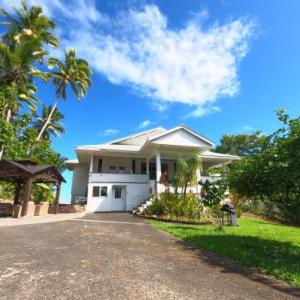 Hotels near Hilo Performing Arts Center - Hilo Bay Oceanfront Bed and Breakfast