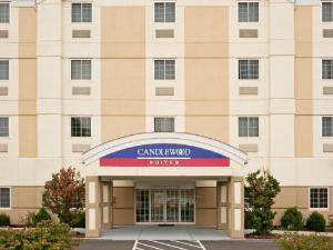 Candlewood Suites-West Springfield, an IHG Hotel, West Springfield