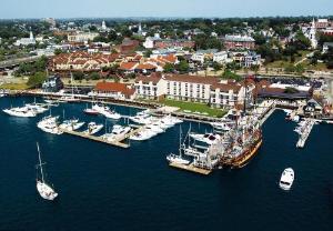 The Newport Harbor Hotel & Marina, Newport