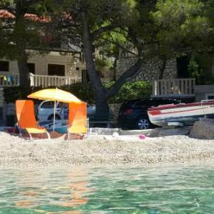 Apartments by the sea Brela Makarska - 11821