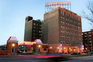 Ambassador Hotel, Milwaukee
