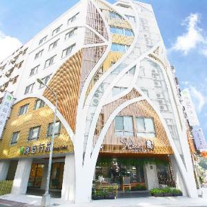 Green Hotel - West District