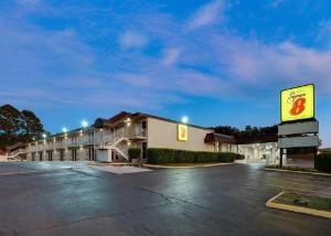Super 8 by Wyndham Fort Smith, Fort Smith
