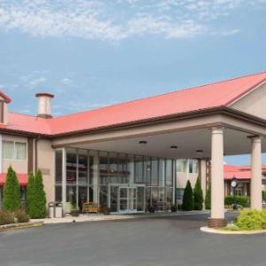 Ramada by Wyndham Bowling Green