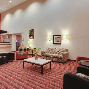 Ramada by Wyndham Fairfield NJ