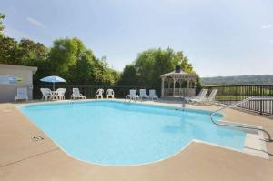 Ramada by Wyndham Pelham, Pelham