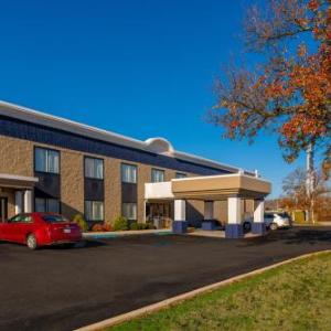 Best Western Huntington Mall Inn