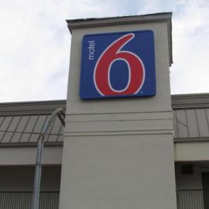 Motel 6 Brookhaven Ms