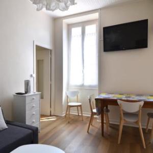 Superbe appartement 5 personnes plein cœur centre-ville quartier du Port de Nice