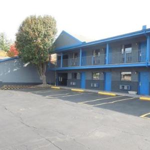 Studio 6 Suites Hurricane WV