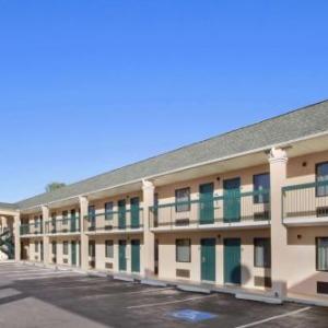 Days Inn By Wyndham Lexington/Columbia