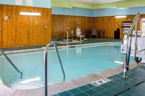 Comfort Inn & Suites Cedar Rapids North - Collins Road, Cedar Rapids