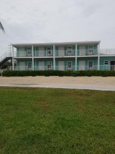 Bonefish Bay Motel & RV's, Marathon