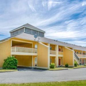 Econo Lodge Freeport