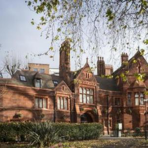 Hotels near Craven Cottage - St Paul's Hotel
