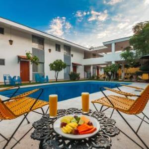 Hotels near Guanamor Studio Theater Zapopan - Hotel Isabel