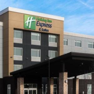 Holiday Inn Express & Suites WEST EDMONTON-MALL AREA