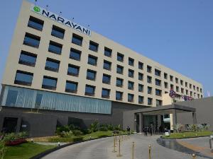 Narayani Heights Hotel & Resort, Gandhinagar