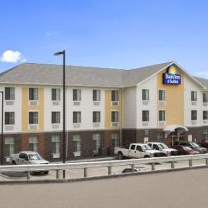 Bishop Schmitt Field Wheeling Hotels - Days Inn & Suites by Wyndham Belmont