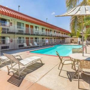 Studio 6-Fresno CA - Extended Stay