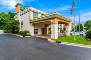 Quality Inn Huntersville near Lake Norman, Huntersville