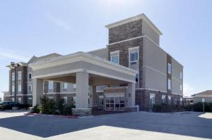 Quality Inn & Suites Victoria East, Victoria