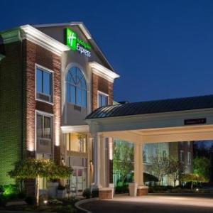 Holiday Inn Express Hotel & Suites Youngstown North-Warren/Niles