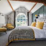 Hotels near University of Derby - The Coach House B&B