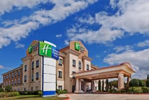 Holiday Inn Express & Suites Victoria, an IHG Hotel, Victoria