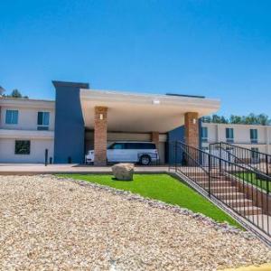 Hotels near Inn of the Mountain Gods Resort and Casino - Elevate Hotel at Sierra Blanca Ruidoso Ascend Hotel Collection