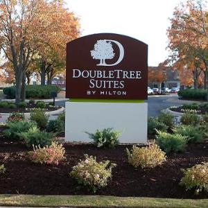 DoubleTree Suites by Hilton Hotel Huntsville South