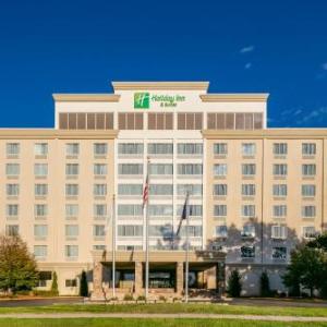 Holiday Inn Hotel & Suites Overland Park-West