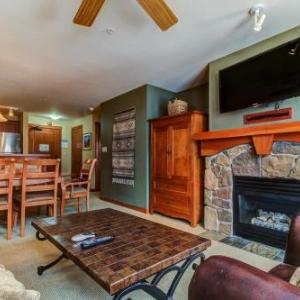 Eagle Springs West 206: Meadowlark Suite