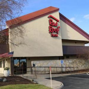 Hotels near Jorgensen Center for the Performing Arts - Red Roof Inn Enfield