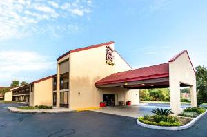 Red Roof Inn PLUS+ Mt Pleasant - Patriots Point, Mount Pleasant