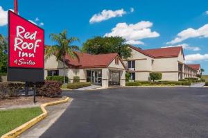 Red Roof Inn & Suites Brunswick I-95, Brunswick