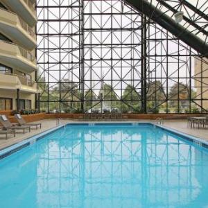 DoubleTree by Hilton Hotel Newark Airport