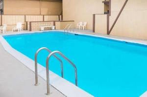 Travelodge by Wyndham Terre Haute, Terre Haute