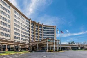 Clarion Hotel & Suites Mount Laurel, Mount Laurel
