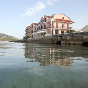 CELEBRITY Hotel