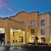 Hotels near Francis Marion Performing Arts Center - La Quinta Inn & Suites by Wyndham Florence