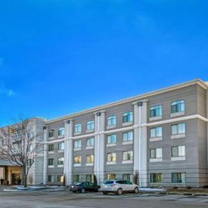 Viaero Event Center Hotels - La Quinta Inn & Suites by Wyndham Kearney