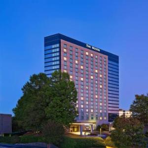 Cadence Bank Amphitheatre at Chastain Park Hotels - The Westin Atlanta Perimeter North