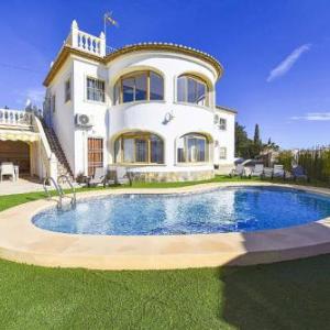 Villa Garrofer - PlusHolidays