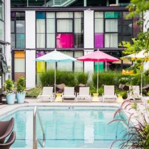 Hotels near Franklin Park Zoo - The Verb Hotel