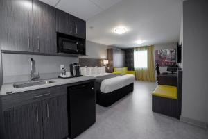 Hôtel & Suites Le Dauphin Québec, Quebec City