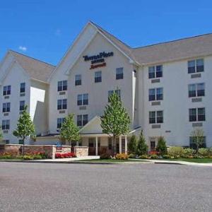 Hotels near Republic Airport - TownePlace Suites by Marriott Republic Airport Long Island/Farmingdale